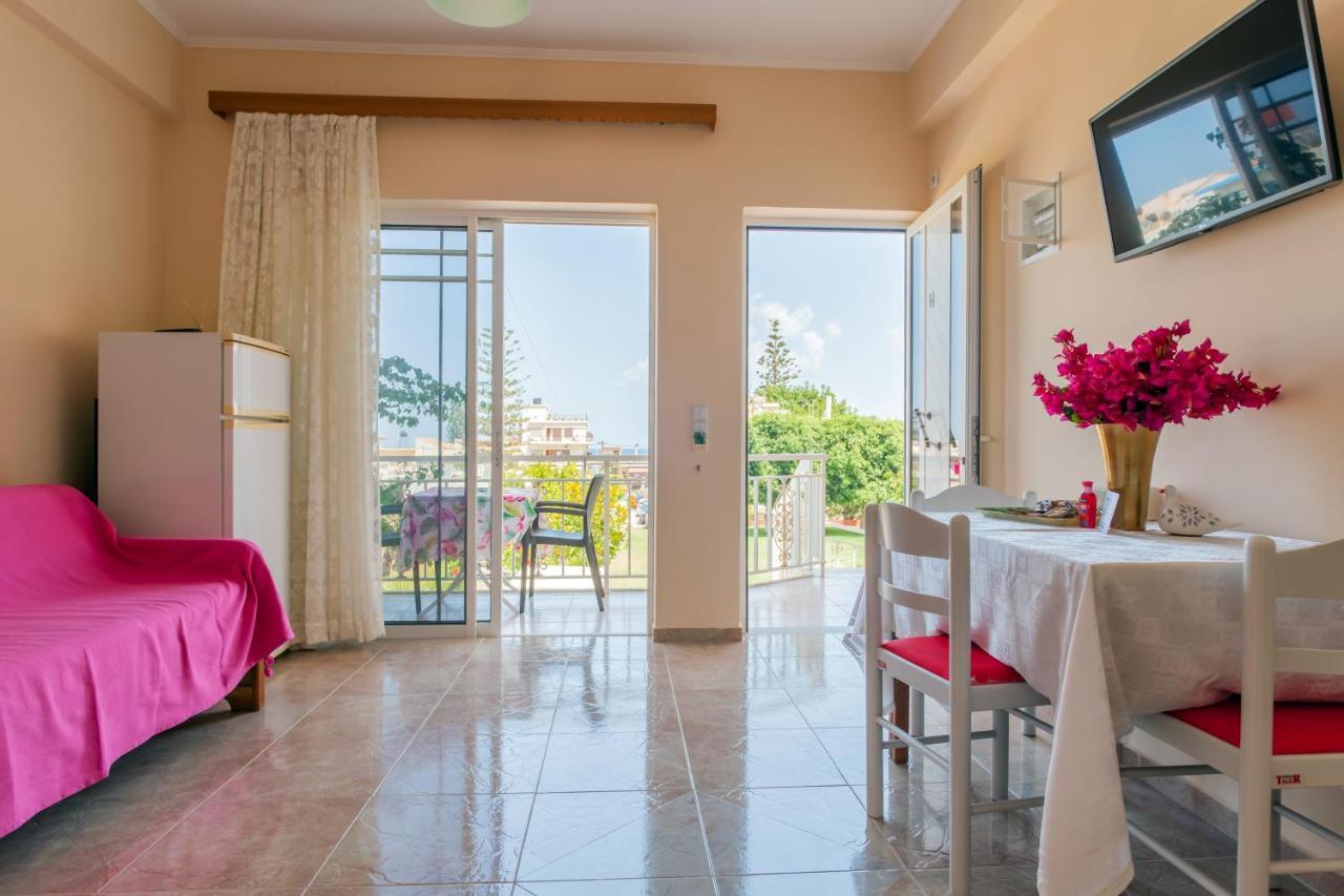 Christine Seaside Apartments In Chania Stalos Exterior foto