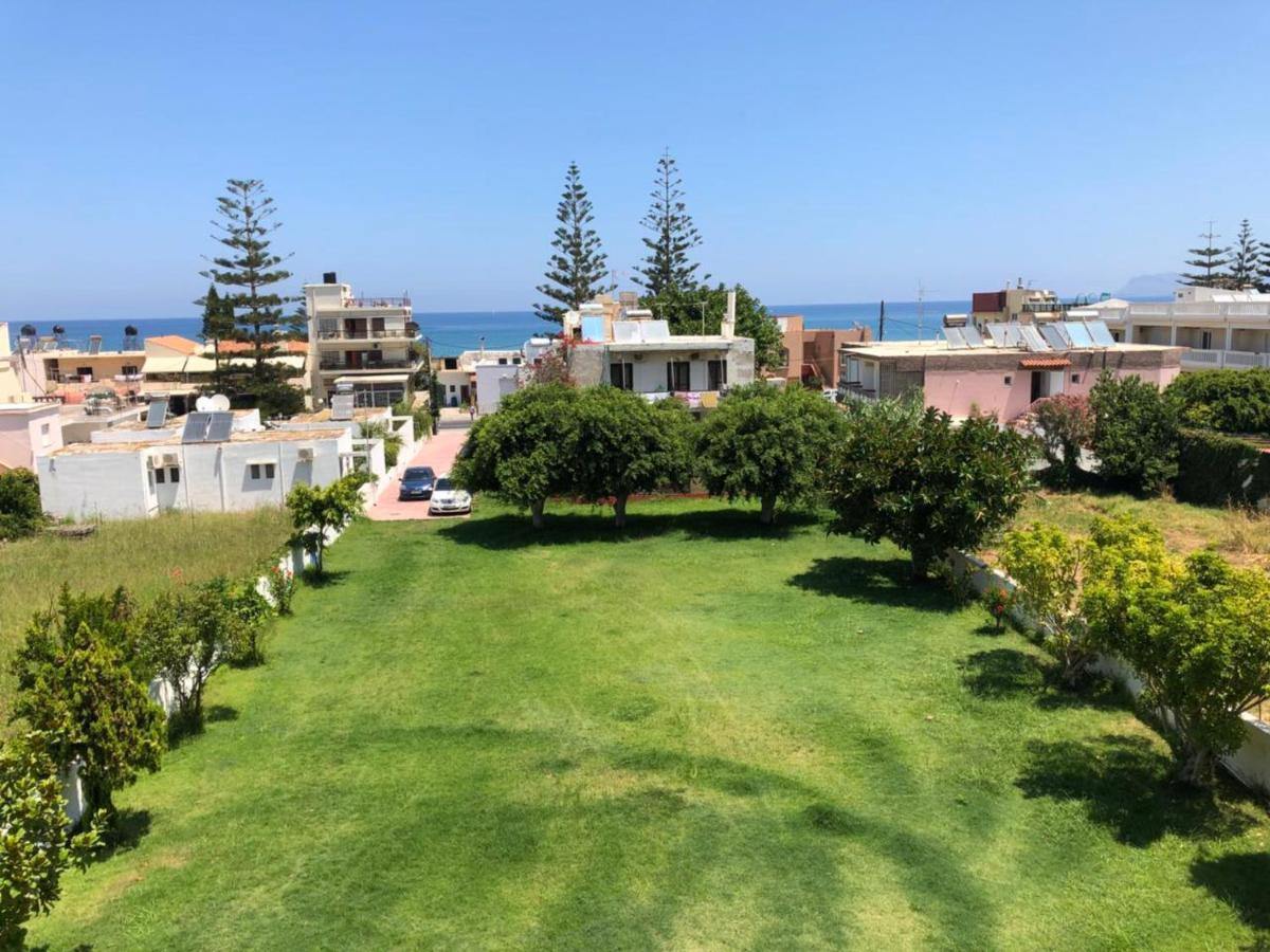 Christine Seaside Apartments In Chania Stalos Exterior foto