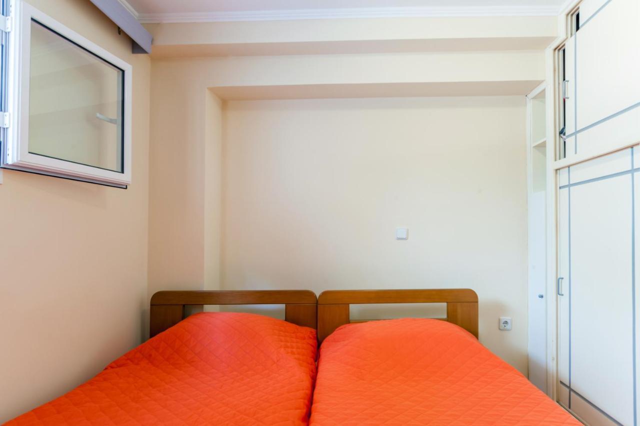 Christine Seaside Apartments In Chania Stalos Exterior foto