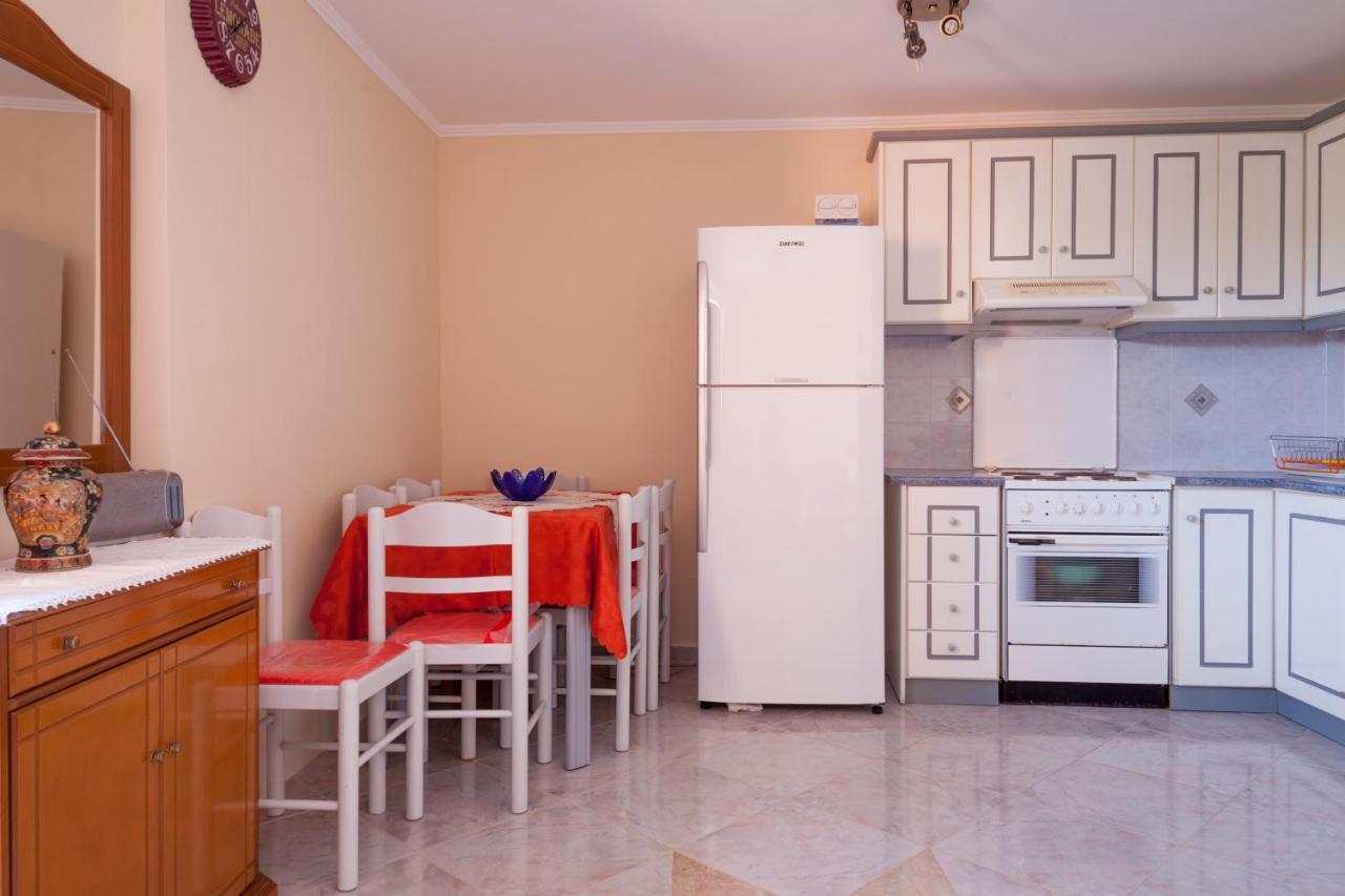 Christine Seaside Apartments In Chania Stalos Exterior foto